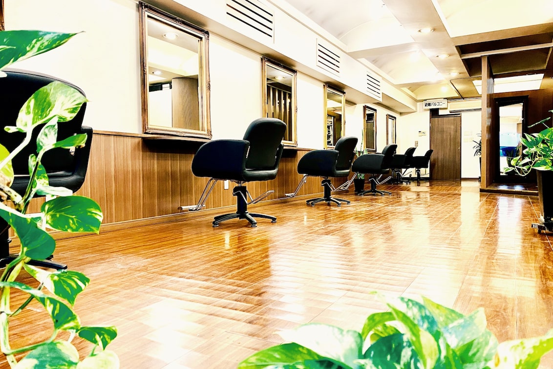 有限会社　ソーシャル（9seat【ナインシート】）