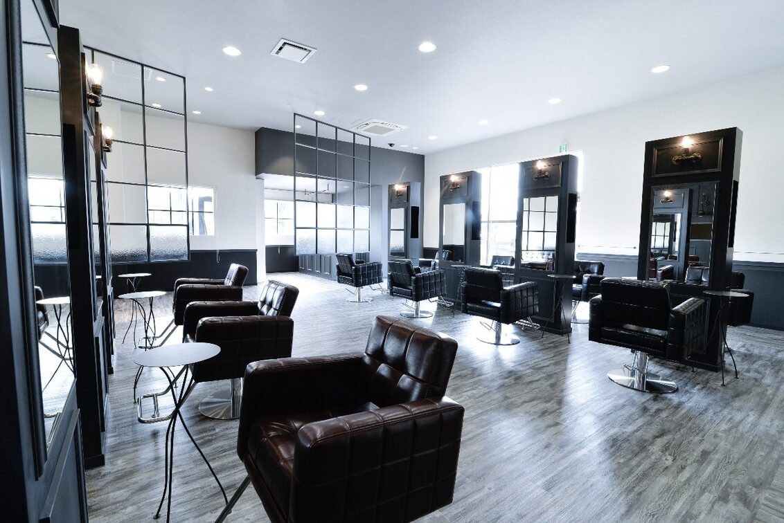 株式会社　アンドグレース