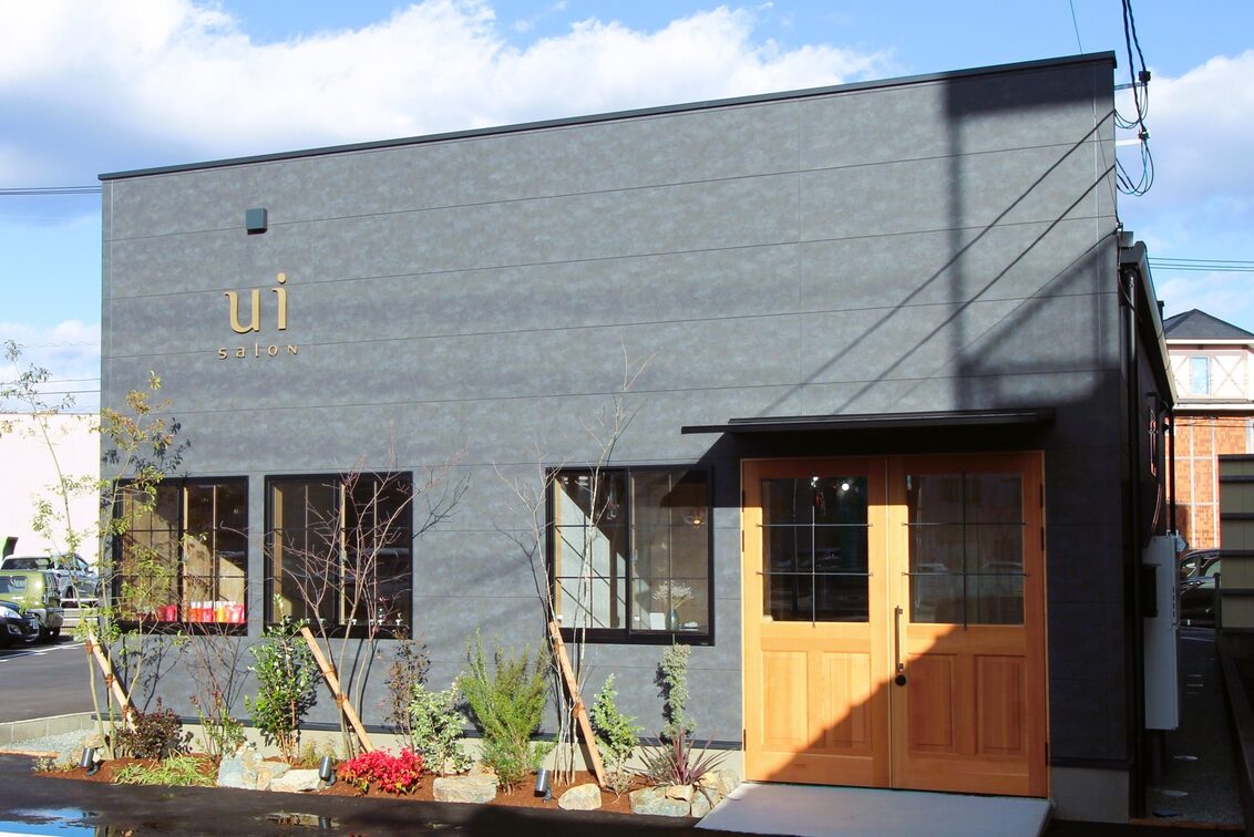 ｕｉ　ｓａｌｏｎ