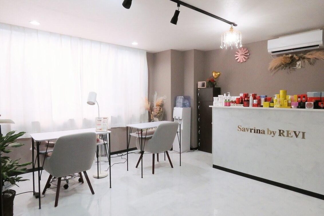 ｓａｖｒｉｎａ　ｂｙ　ＲＥＶＩ