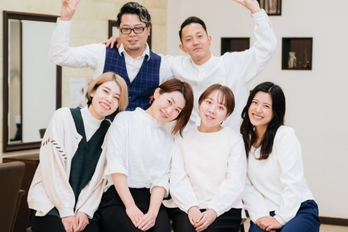有限会社　ワイ・ジェイ・アール（美容室apia）