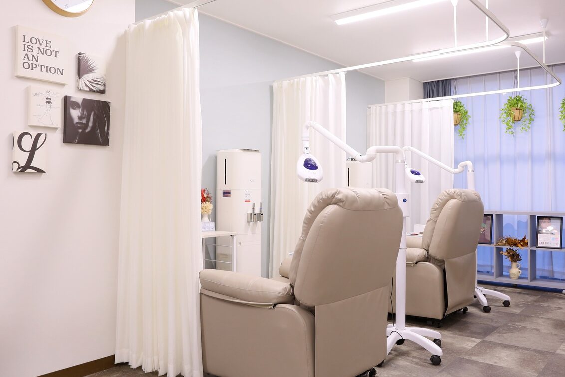 ＪＵＬＩＡ～Ｂｕｓｔ　ｕｐ　ｓａｌｏｎ～