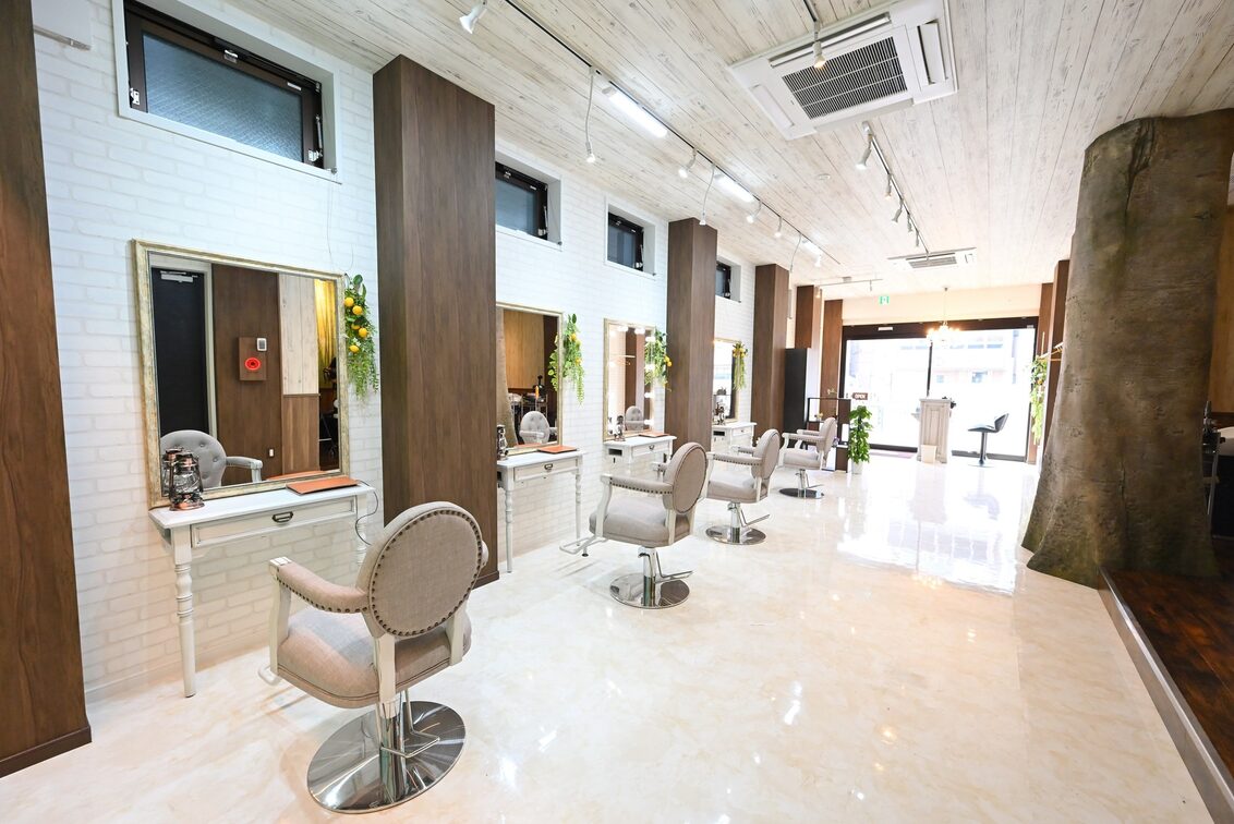 Ｙ’ｓ　ｈａｉｒ　ｌｏｕｎｇｅ　Ｋｉｌｏｔｔｅ