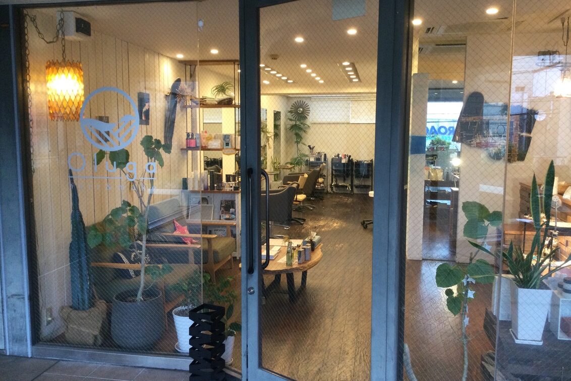 Ｏｌｕｇａ　ｈａｉｒ＆ｍａｋｅ（Oluga hair&make）