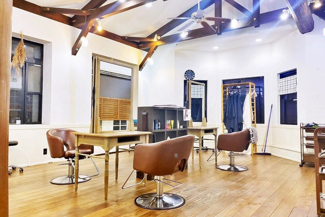 Ｄａｉｓｙ　Ｃｏｌｏｒｓ合同会社