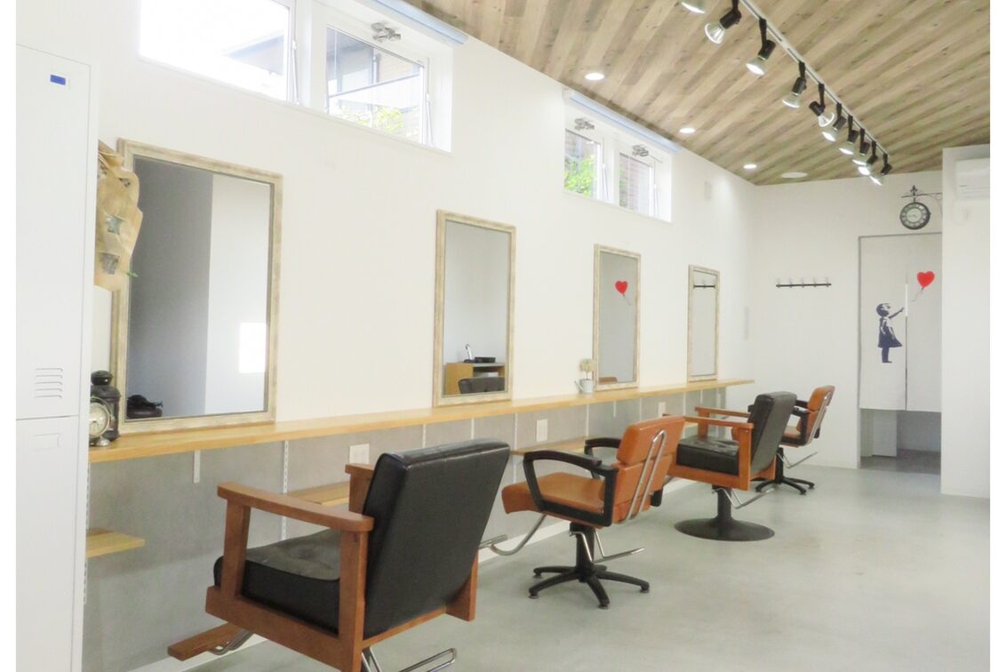 髪質改善専門店Ｌｉｆｅ　Ｈａｉｒ（髪質改善専門店ＬｉｆｅＨａｉｒ）