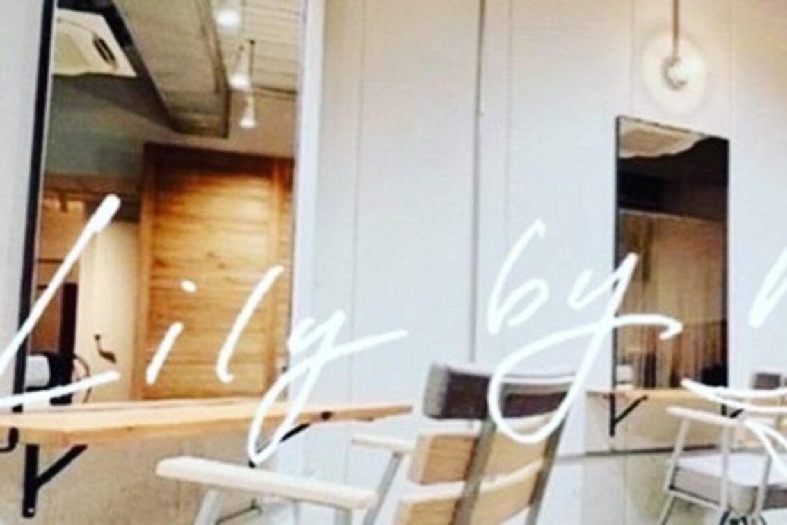 Ｌｉｌｙ　ｂｙ　ｈａｉｒ