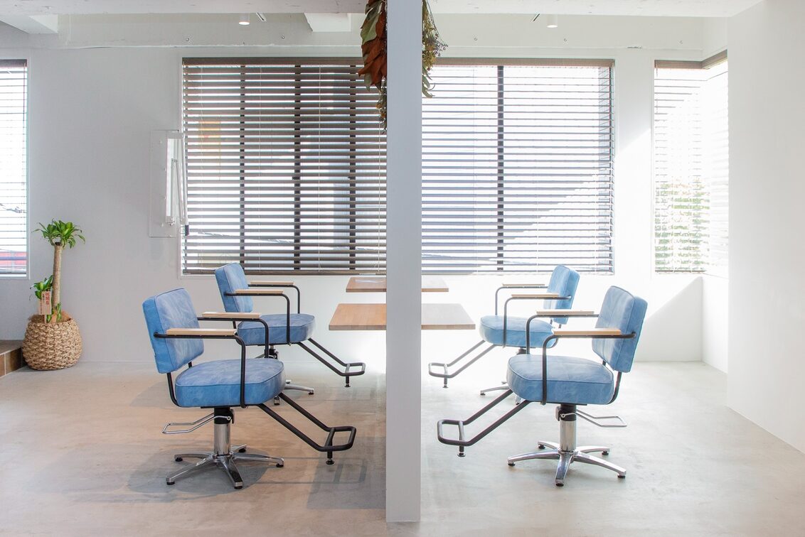 株式会社　ＡＱＮＩＳ（equal）