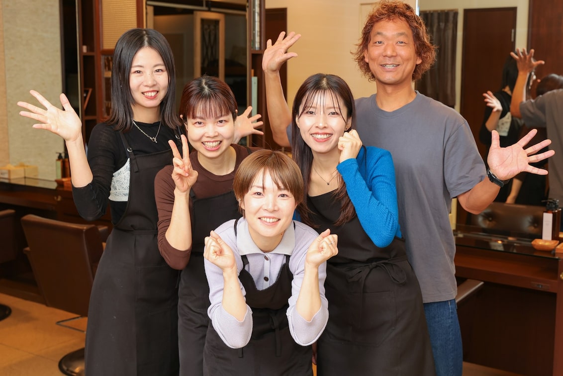 株式会社 リベット(hair salon riri)