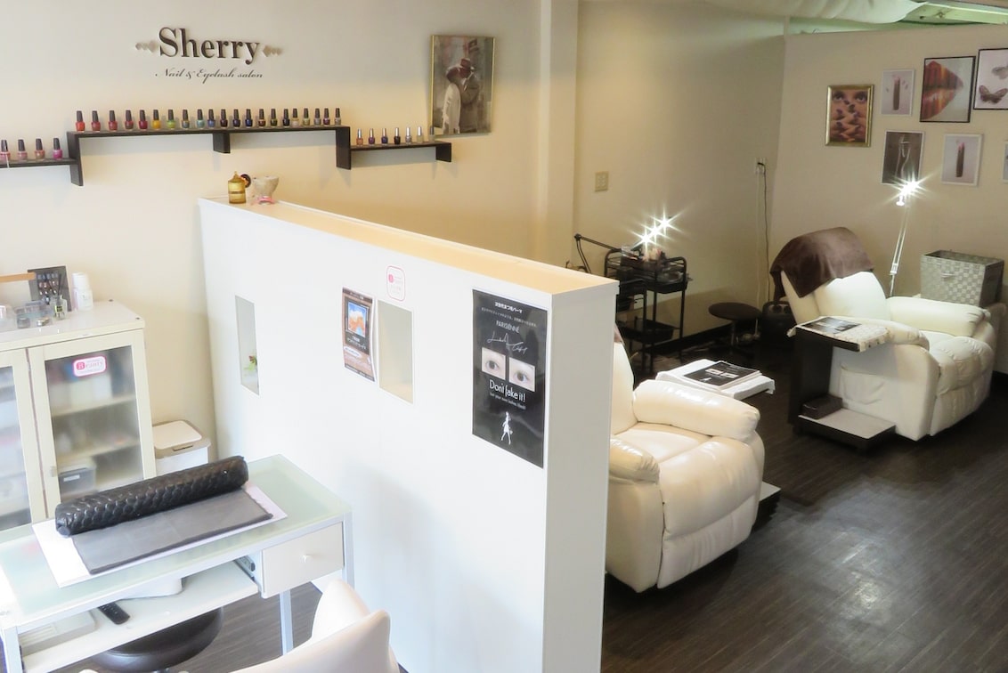 Nail&Eyelash salon Sherry