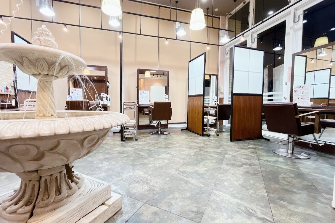 ＬＩＬＹ　ｈａｉｒ　ｓａｌｏｎ