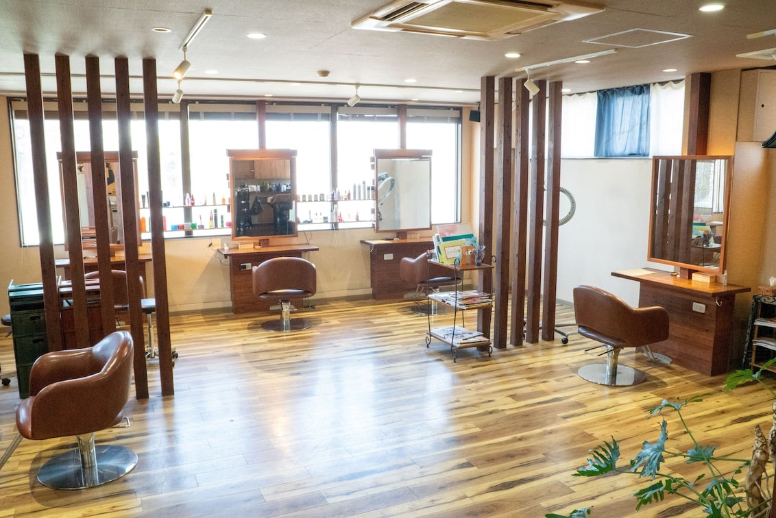 株式会社 Rococo creation(hair cube feel)