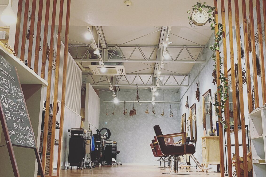 ｍｕｓｔ　ｈａｉｒ（must hair）