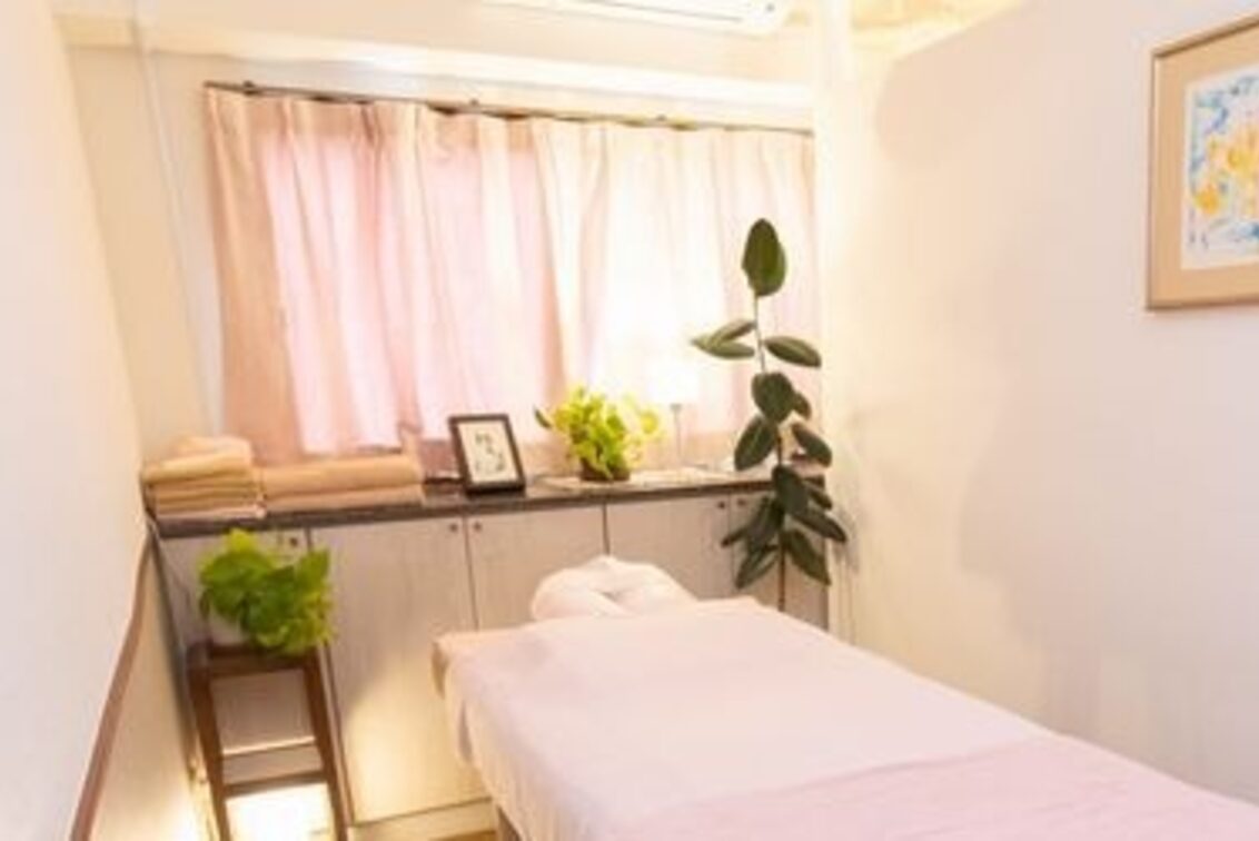 Ｒｅｌａｘｉｎｇ　Ｒｏｏｍ　ＲＯＮＲＯＮ（RelaxingRoom RONRON）