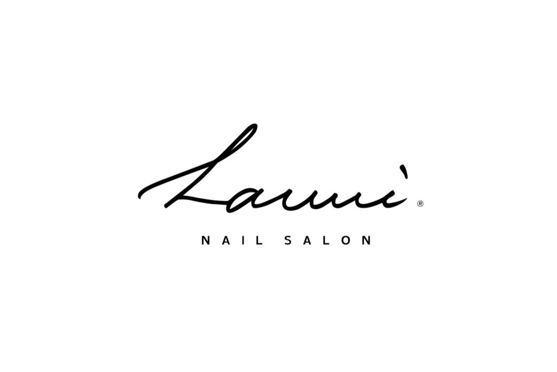 Ｌａｕｍｉ　ＮＡＩＬ　ＳＡＬＯＮ