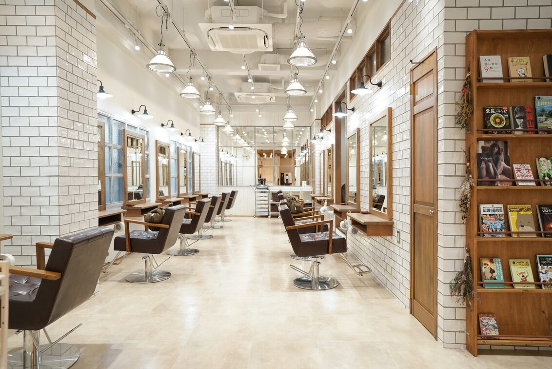 株式会社　ｌｏｗｐ