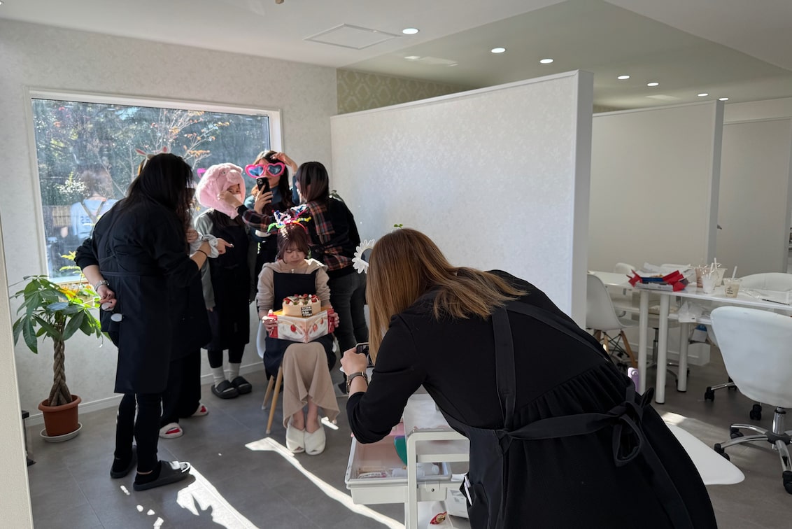 Nail&Eyelash Salon Rapport