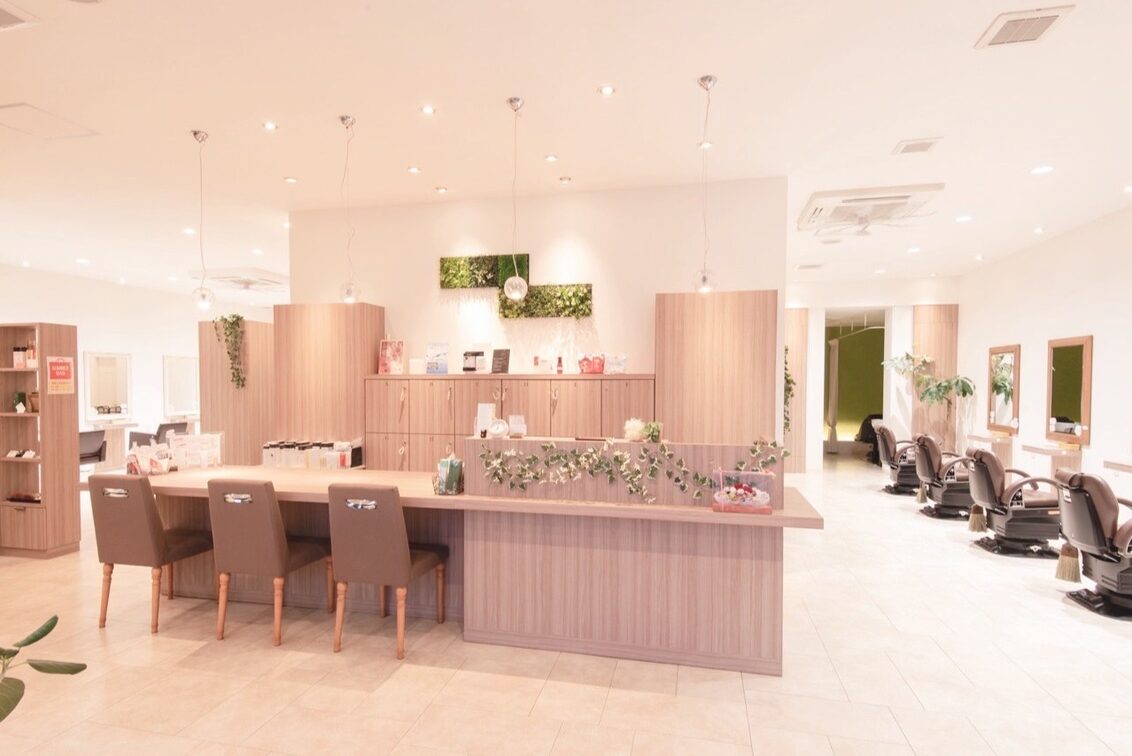 株式会社　ＵＮＤＥＲＴＲＥＥ（UNDER TREE GARDEN （アンダートゥリーガーデン））