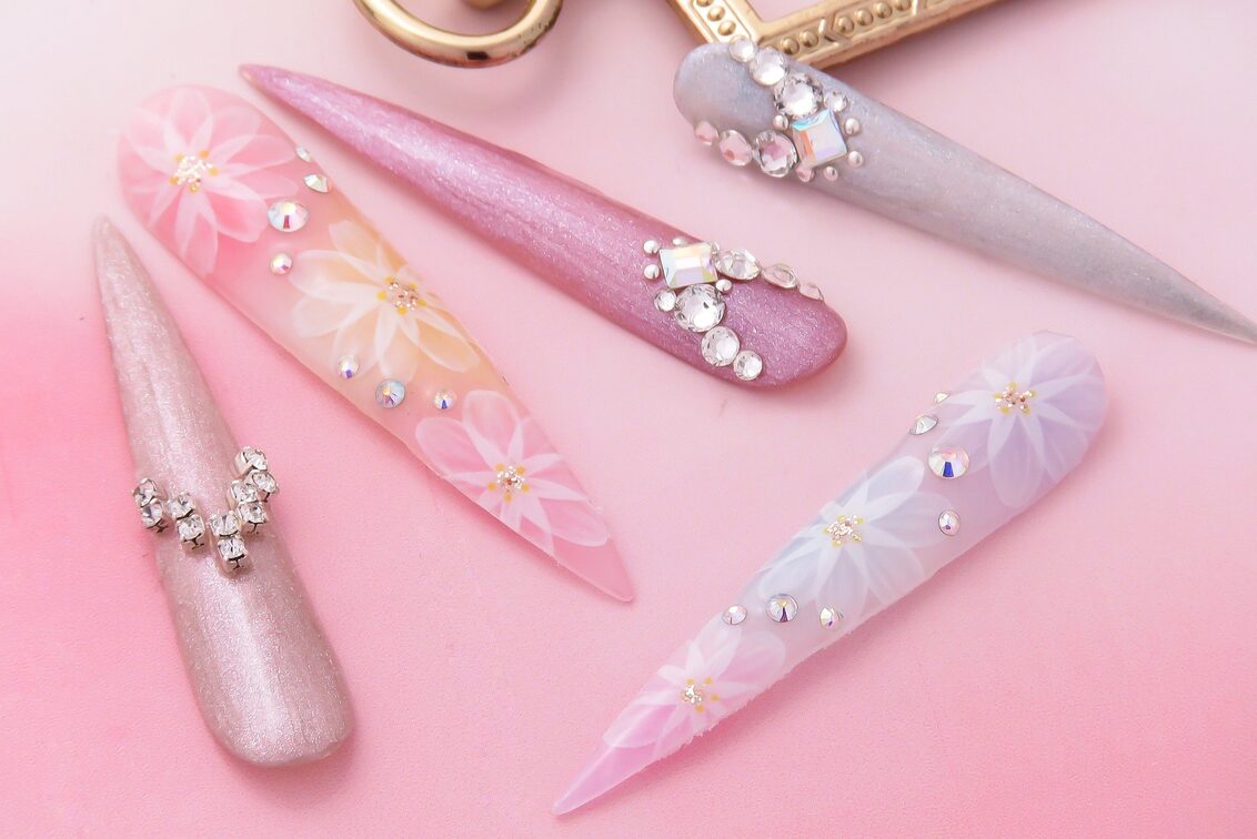 株式会社　リライト（colors）