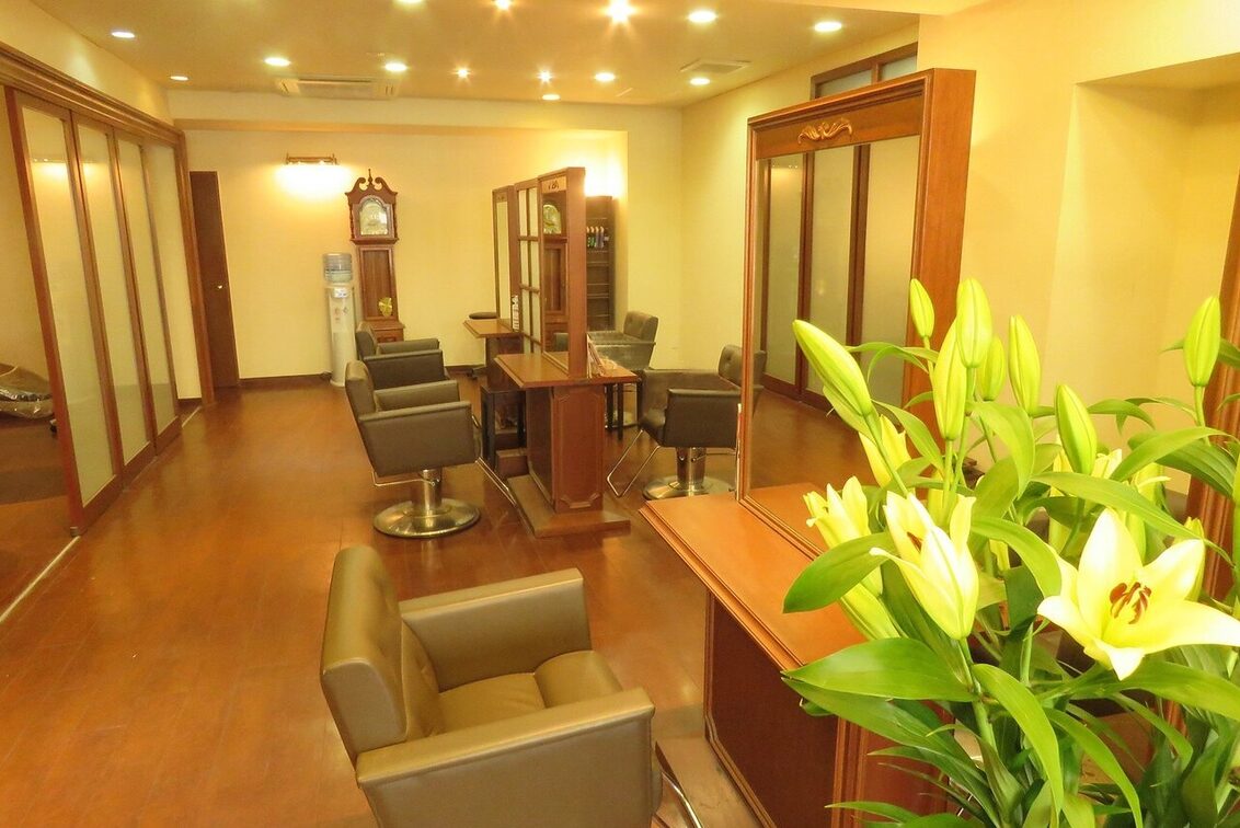 美容室　Ｌｅ．Ｐｌｕｓ（Le・plus【レ・プリュス】）