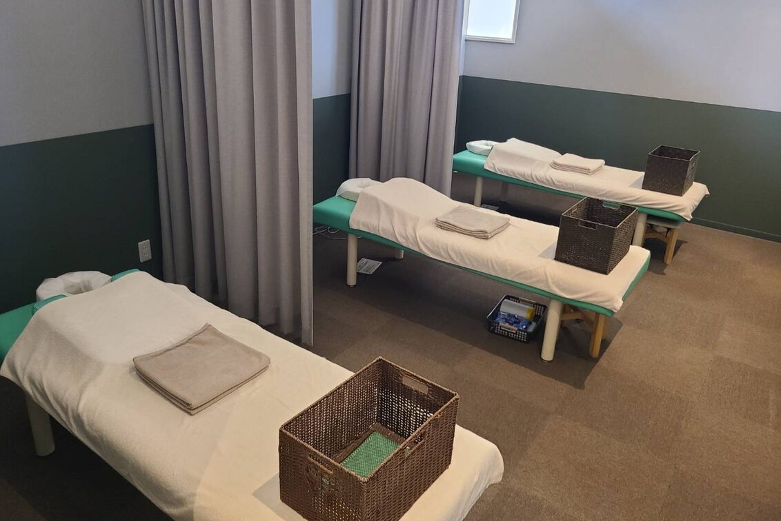 有限会社 イヤシス(リラクゼーションサロンiyashisu+)