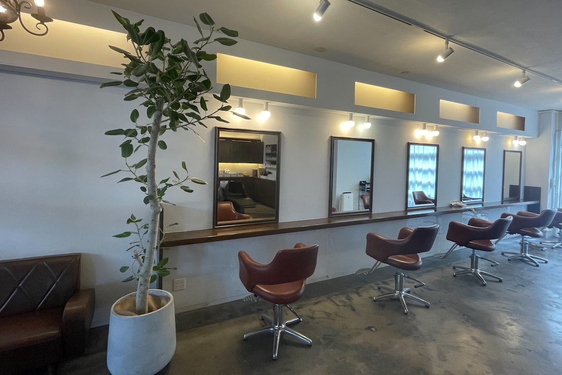 Iris(Iris 海浜幕張【イリス】)