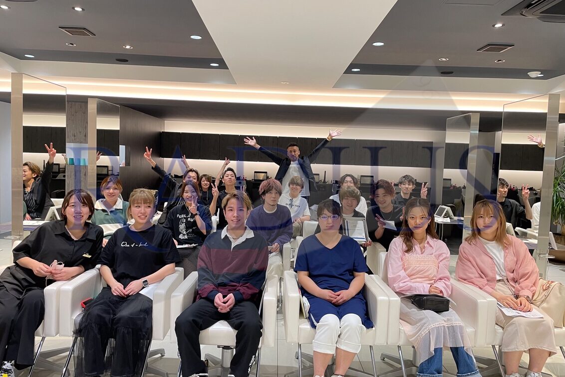 Avenir(株式会社 ラディウス)のアイデザイナー・施術者の求人・転職・採用情報｜美容業界の求人・転職・採用情報ホットペッパービューティーワーク