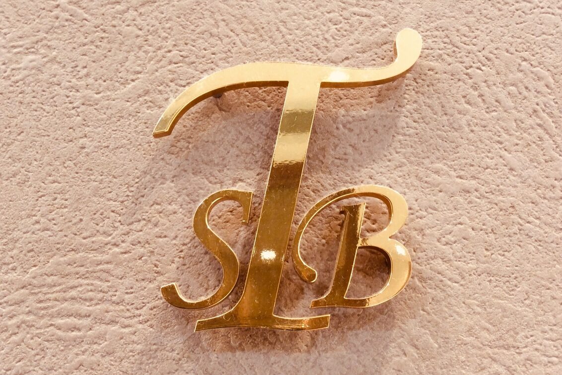 有限会社　しおや