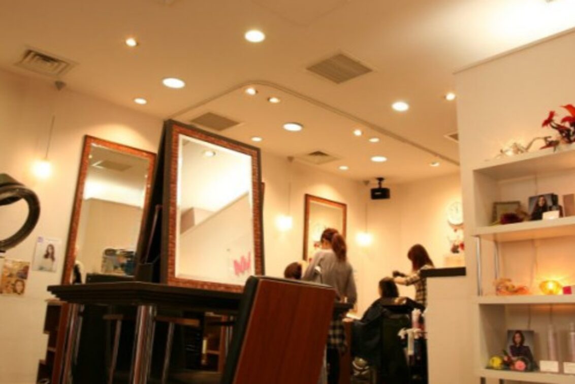 ＨＡＩＲ　ＳＴＵＤＩＯ　ＣＲＥＡＭ