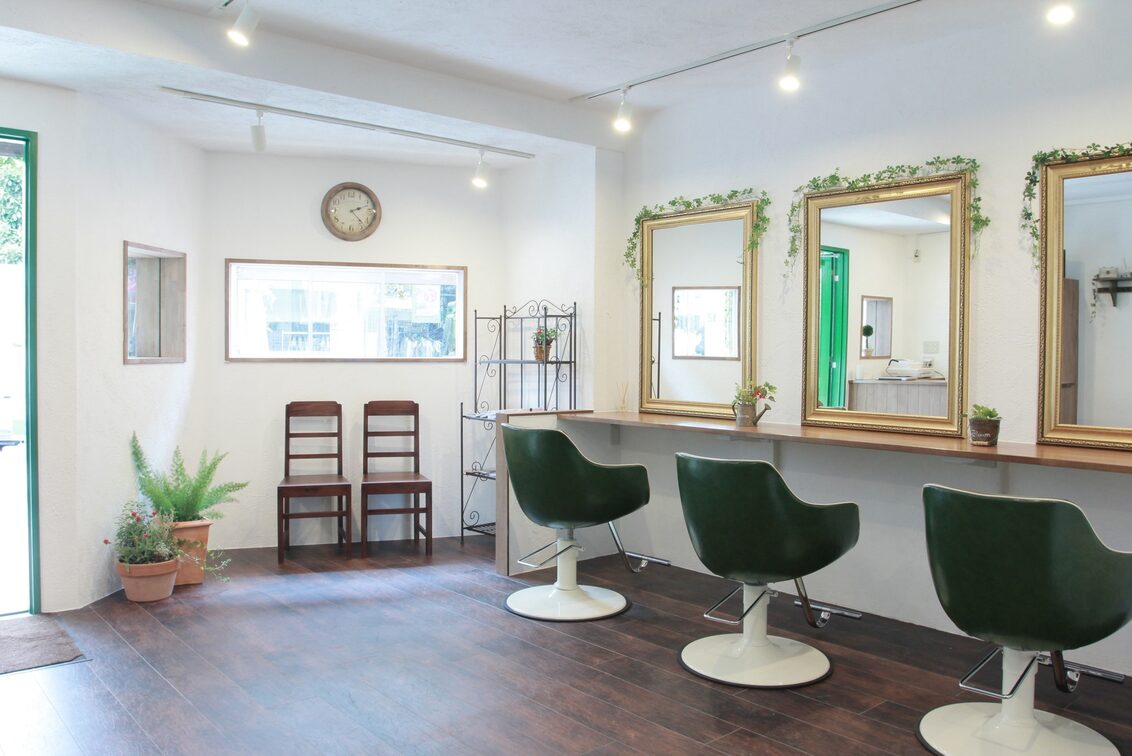 株式会社　理容文化社（hair atelier true）