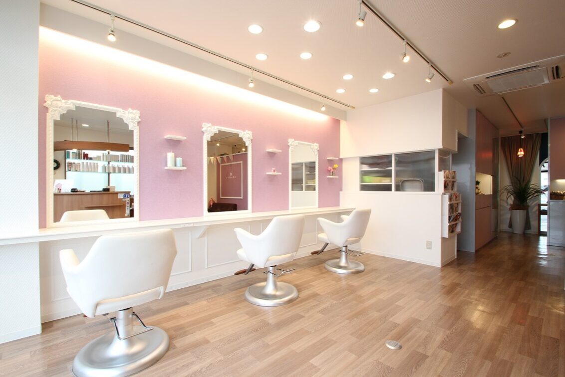 ＬＵｃｃｉｃａ　ｈａｉｒ　ｍａｋｅ（LUccica　hair make）