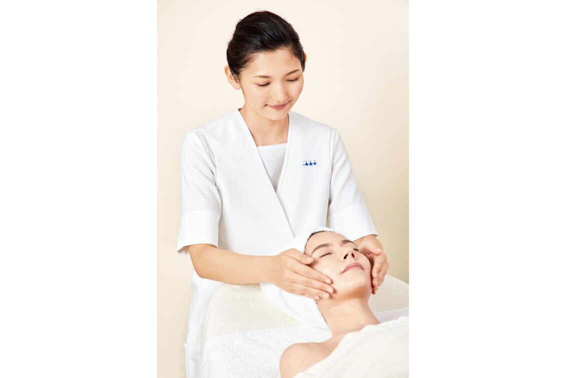 ＰＯＬＡ　Ｌｅｏｌａ　Ｂｅａｕｔｅ店（ポーラ）