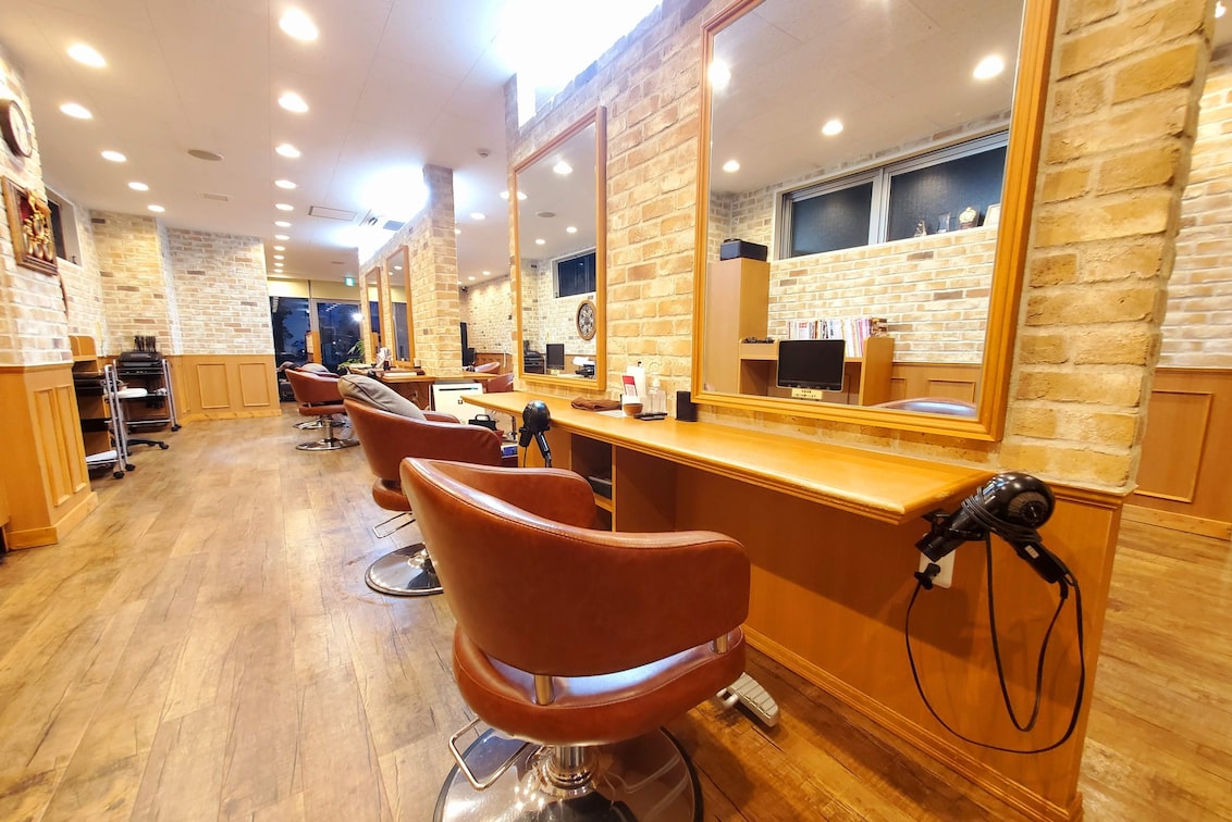 株式会社 La Brea(beauty & hair design La Brea)