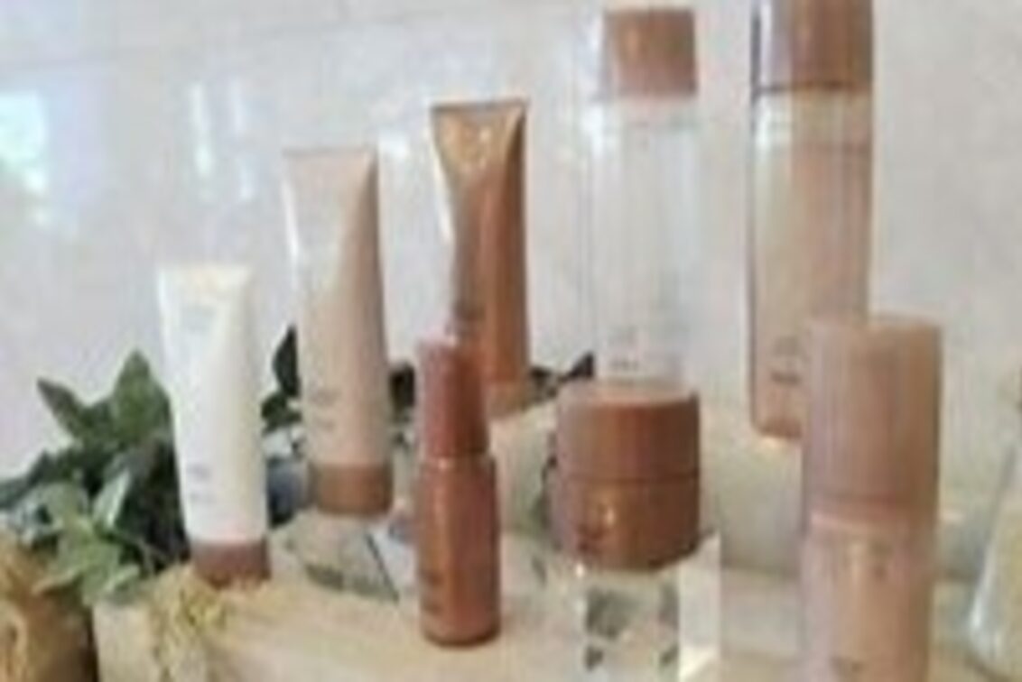 ＥａｕＲｏｓｅオーローズ（Eau Rose【オーローズ】）