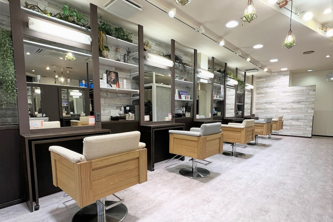株式会社　ｆｏｒ　Ｔ’ｓ プラスチッタ（hair make salon plus citta'）