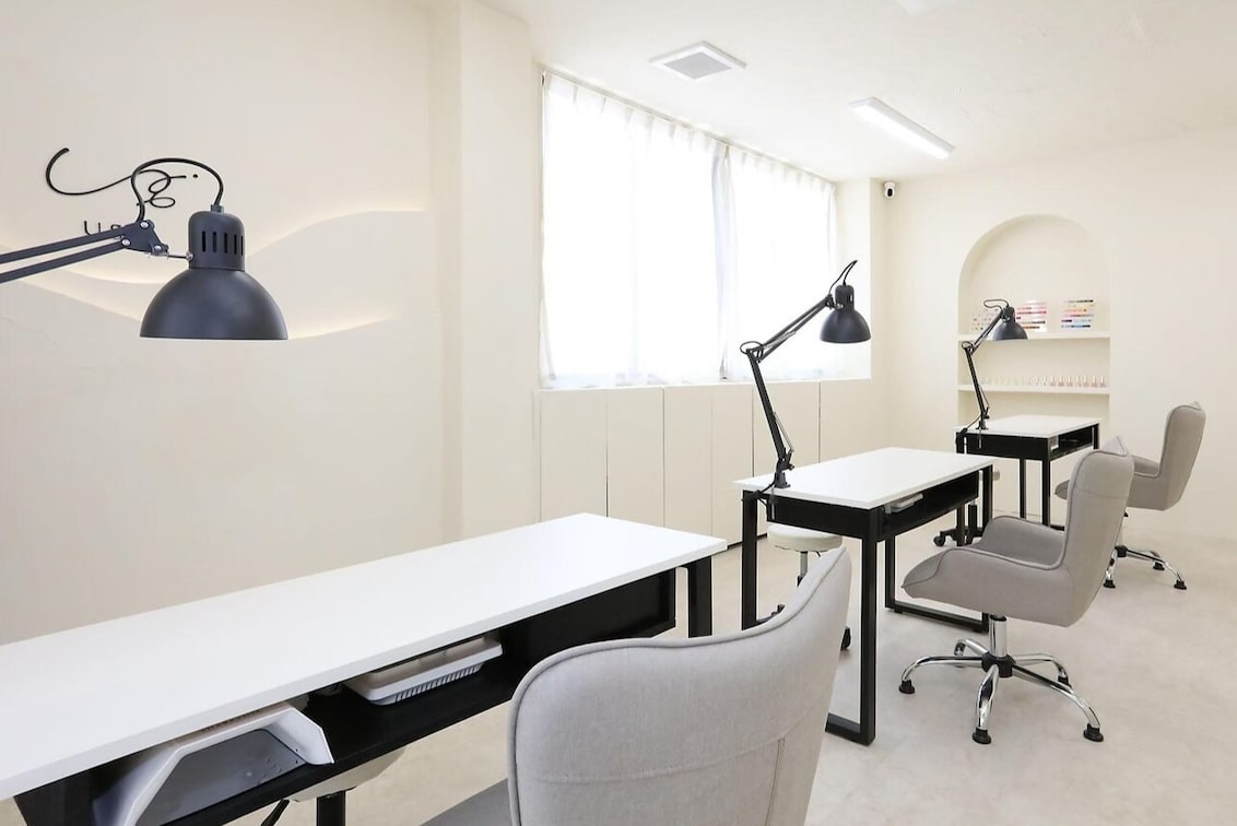 ｎａｉｌ　ｓａｌｏｎ　Ｕｇｉ．（Nail salon Ugi.）