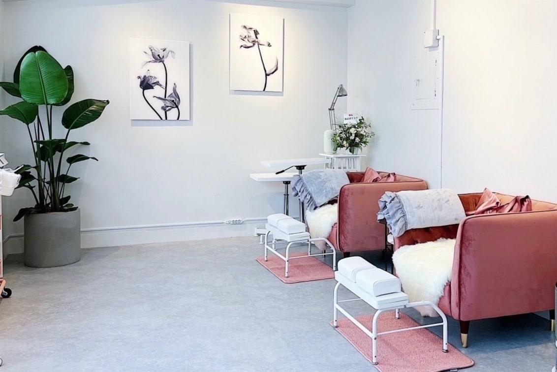 S’s 株式会社(FREJAnailsalon)