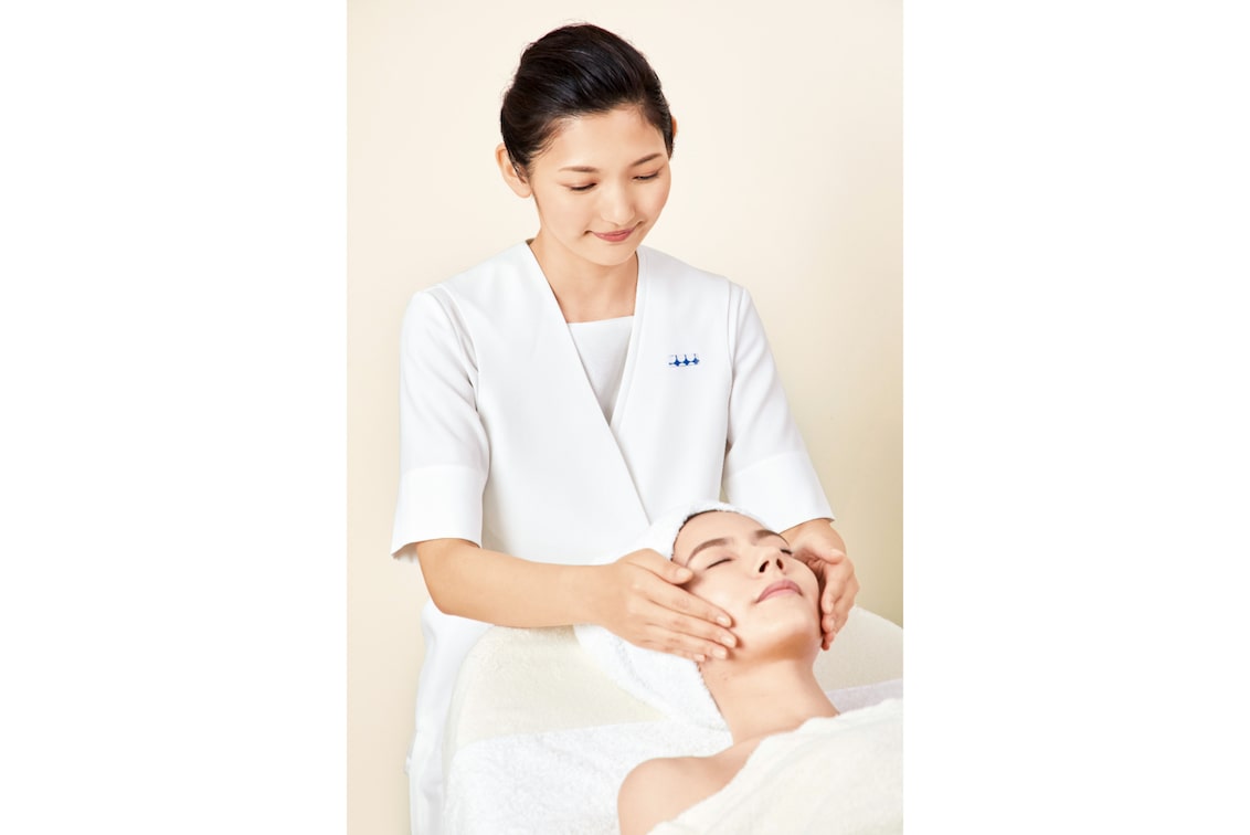 ＰＯＬＡ　エステティックＭｏａｎａ（ポーラ）