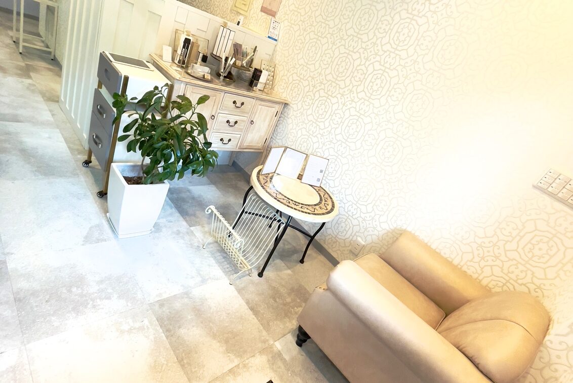 ｓａｌｏｎ　ｄｅ　ｅｌｅａｎｏｒ