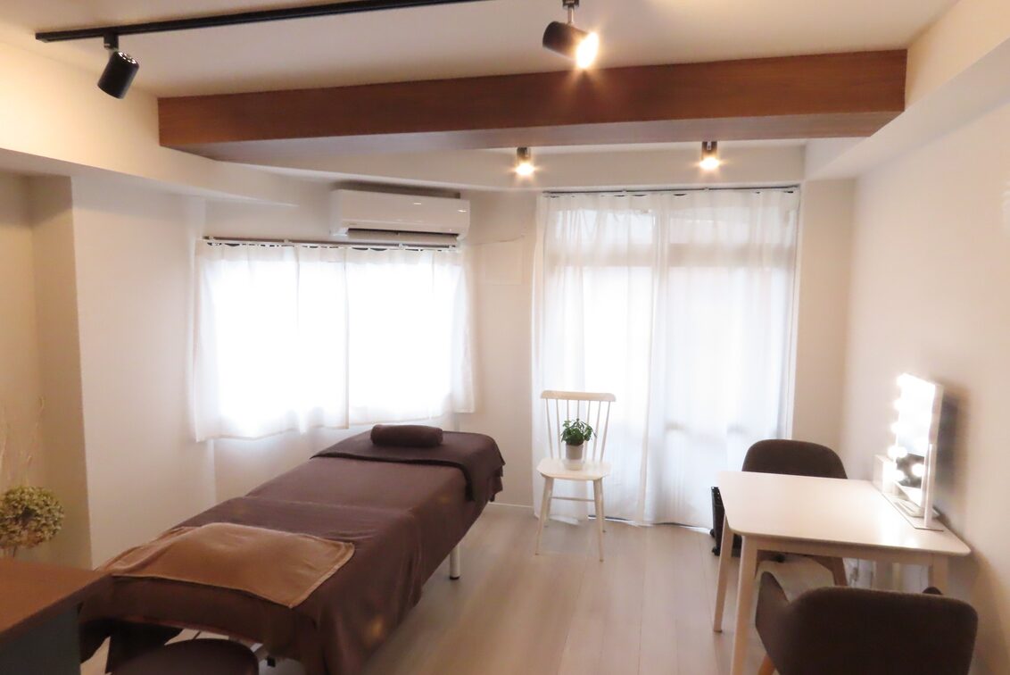 小顔矯正＆リフトアップ専門店　～Ｓａｌｏｎ．ＣＡＮ～（小顔矯正＆リフトアップ専門店　Salon.CAN）