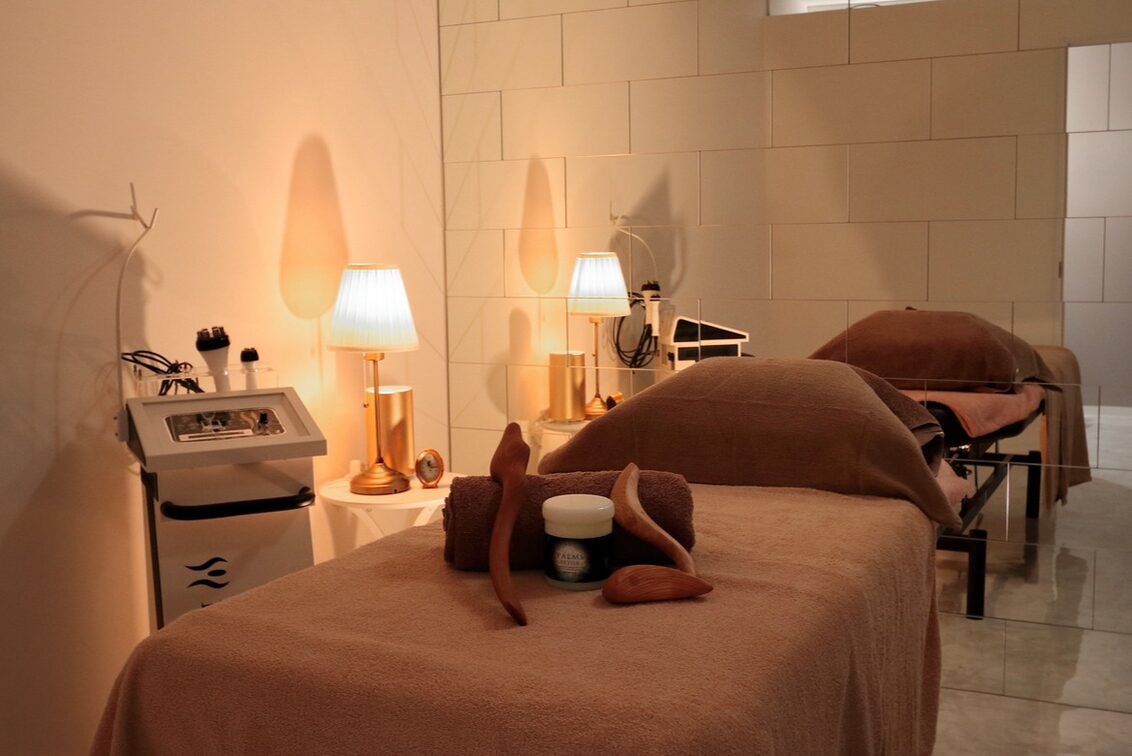 ｐｒｉｖａｔｅ　ｂｅａｕｔｙ　ｓａｌｏｎ　Ｎ°１８（health＆ beauty muku）
