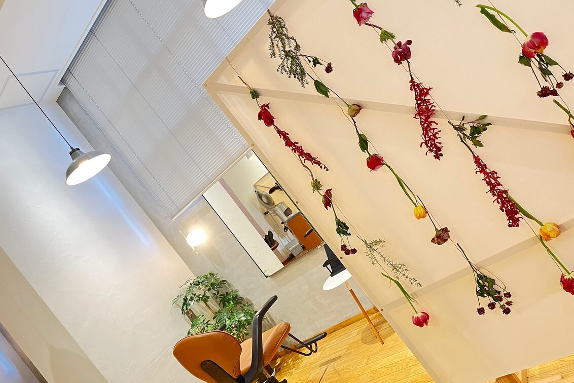 ｈａｉｒ　ｄｅ　ｍａｒｃｈｅ’　Ｍｏｎ　ｔｅｍｐｓ（ｈａｉｒ　ｄｅ　ｍａｒｃｈｅ’　Ｍｏｎ　ｔｅｍｐｓ）