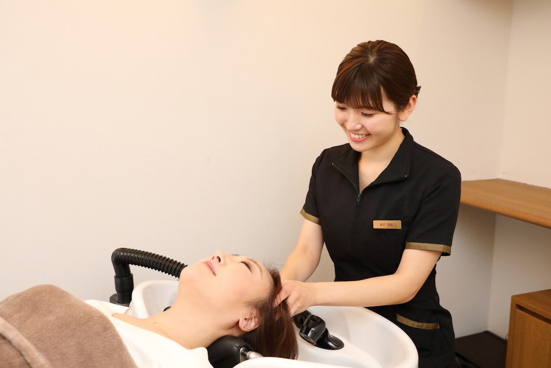 株式会社 ヤマウチ(ヘッドスパ専門サロン スカルクイック)