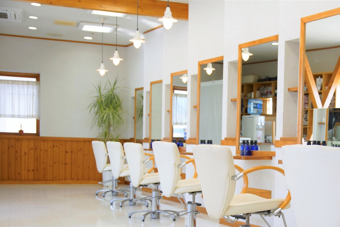 有限会社 WOODY RICE FIELD(WOODY RICE FIELD 美容室CLAPS クラップス)