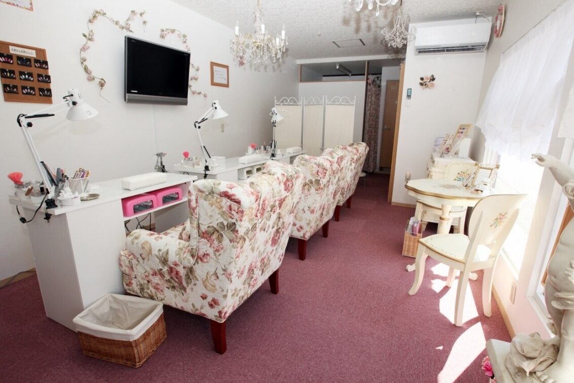 ＪＵＪＵ　ＮＡＩＬ（JUJUNAIL）