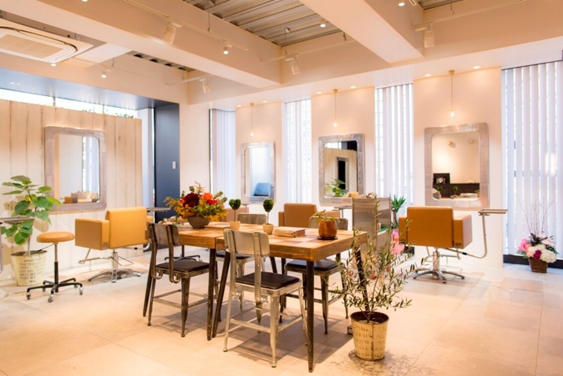 有限会社　レステリヴロ