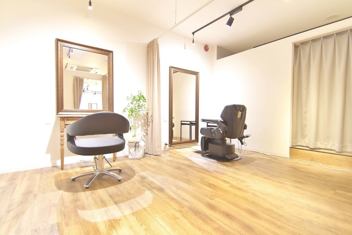 株式会社 Lucia(Glanz)