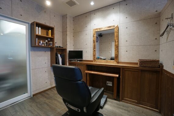 バズ バイ ル レーヴ 八幡店(Buzz by Le reve)