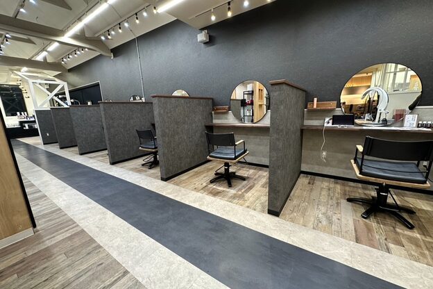 ラブズラフズ 下上津役店 (Loves Laughs)2