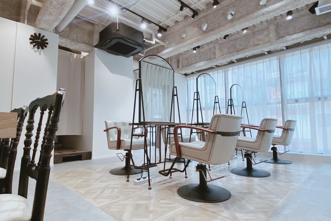 シロフ シンジュク(shirof shinjuku)2